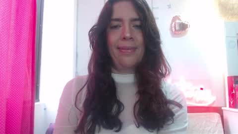 Snapshot of victoria25_meester chatting on March 2025 01:37:01 PM Hi guys Im victoria Be the one who can control me in PVT online show from March 2025 01:37:01 PM