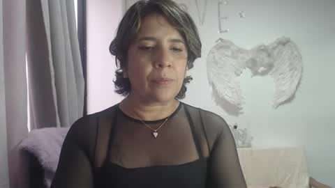 Snapshot of victoria25_meester chatting on September 2025 07:35:01 PM Hi guys Im victoria Be the one who can control me in PVT online show from September 2025 07:35:01 PM