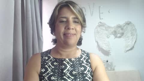 Snapshot of victoria25_meester chatting on September 2025 09:04:01 PM Hi guys Im victoria Be the one who can control me in PVT online show from September 2025 09:04:01 PM