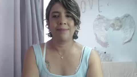 Snapshot of victoria25_meester chatting on September 2025 03:26:02 PM Hi guys Im victoria Be the one who can control me in PVT online show from September 2025 03:26:02 PM