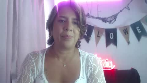 Snapshot of victoria25_meester chatting on October 2025 03:32:02 PM Hi guys Im victoria Be the one who can control me in PVT online show from October 2025 03:32:02 PM