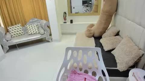 Victoria  grey  online show from April 2026 08:13:02 PM