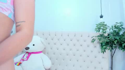 Victoria online show from February 2026 08:30:01 PM