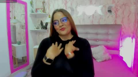 victoria_floyd1 online show from January 2025 08:40:01 PM