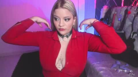 victoria_floyd1 online show from October 2025 08:51:02 PM