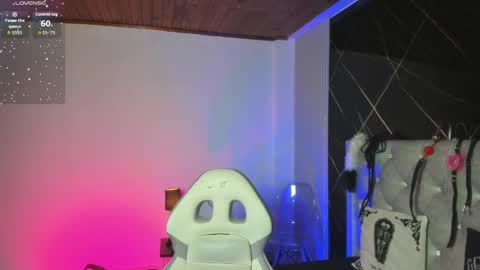 Snapshot of victoria_floyd1 chatting on April 2026 08:43:01 PM victoria_floyd1 online show from April 2026 08:43:01 PM