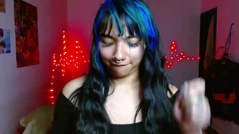 Snapshot of victoria_goddes chatting on April 2026 04:15:01 AM victoria online show from April 2026 04:15:01 AM