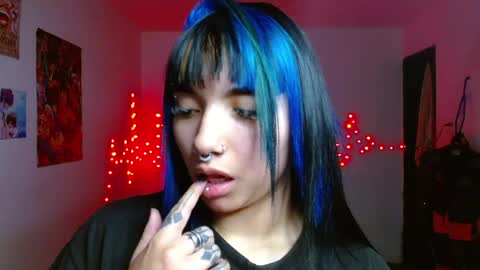 Snapshot of victoria_goddes chatting on April 2026 04:28:02 AM victoria online show from April 2026 04:28:02 AM