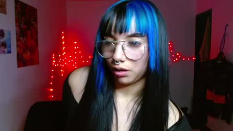 Snapshot of victoria_goddes chatting on April 2026 05:36:02 AM victoria online show from April 2026 05:36:02 AM