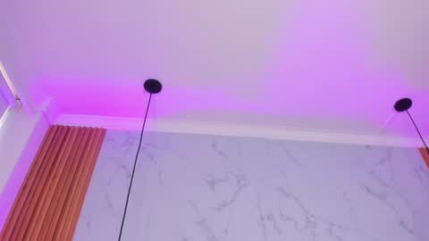  Victoria Lozano  online show from February 2025 03:52:01 PM