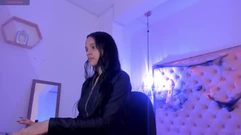 Snapshot of victoria_kitt chatting on November 2025 07:05:01 PM victoria_kitt online show from November 2025 07:05:01 PM