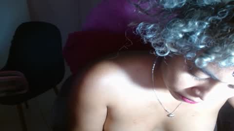 VICKY online show from December 2024 08:15:01 PM