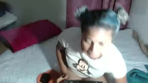 VICKY online show from February 2025 08:29:01 AM