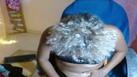 VICKY online show from March 2025 01:45:02 AM