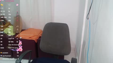 Snapshot of victoria_milf06 chatting on February 2025 08:19:02 AM victoria online show from February 2025 08:19:02 AM