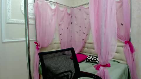 Victoria  online show from January 2026 12:09:02 PM