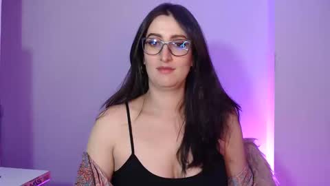 Victoria online show from December 2024 08:21:02 PM