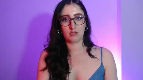 Victoria online show from February 2025 11:44:01 PM