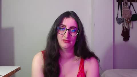 Victoria online show from February 2026 08:58:01 PM