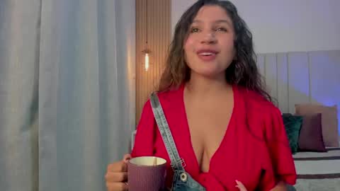 Snapshot of victoria_rossee chatting on April 2026 12:51:02 PM VICTORIA online show from April 2026 12:51:02 PM