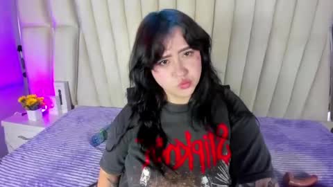 Snapshot of victoria_rossy_ chatting on June 2026 10:56:02 PM Victoria online show from June 2026 10:56:02 PM