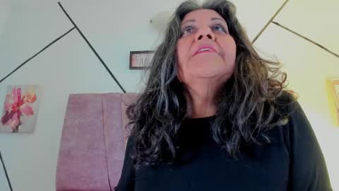 Snapshot of victoriaa_anderson_ chatting on January 2026 12:30:01 PM victoriaa_anderson_ online show from January 2026 12:30:01 PM