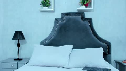 Victoria online show from February 2025 04:57:02 AM