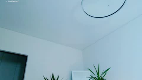 Miss V online show from April 2026 04:24:02 AM