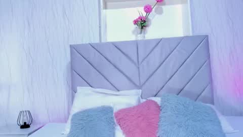 Snapshot of victoriaguzman_ chatting on February 2026 05:44:02 PM Victoria online show from February 2026 05:44:02 PM