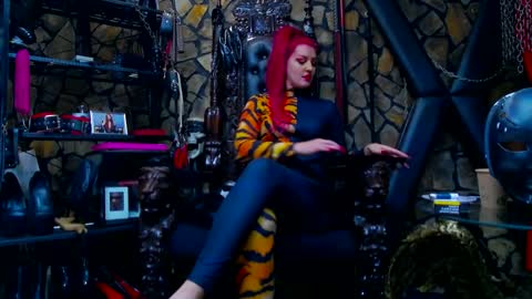 Victoria Heller online show from January 2025 07:04:02 AM