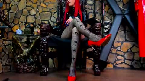 Victoria Heller online show from October 2025 04:54:01 AM