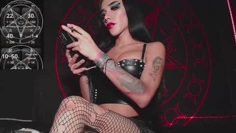 Victoria Vampire online show from February 2025 02:40:01 AM