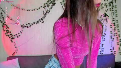 Snapshot of victoriawilder chatting on October 2025 06:32:01 PM Victoria online show from October 2025 06:32:01 PM