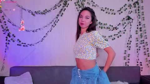 Snapshot of victoriawilder chatting on October 2025 04:42:02 PM Victoria online show from October 2025 04:42:02 PM