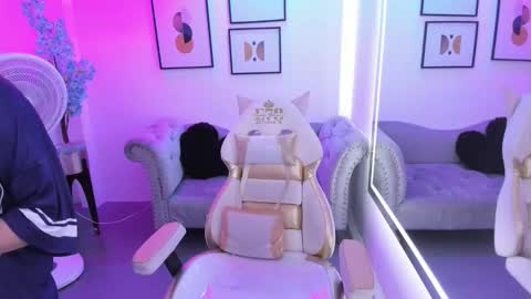 Snapshot of victoriia_doll chatting on February 2026 12:24:02 PM Victoria. online show from February 2026 12:24:02 PM