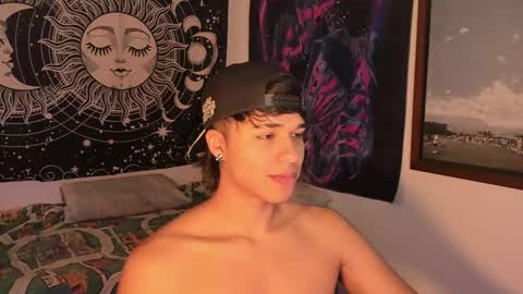 Victorino Jhonson online show from December 2024 03:01:02 PM