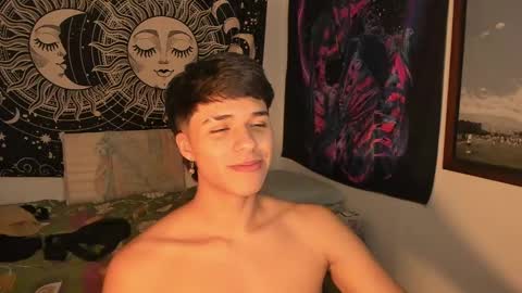 Victorino Jhonson online show from December 2024 09:30:01 PM