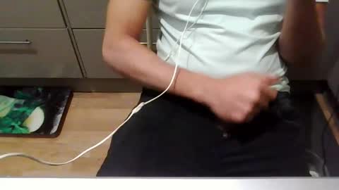 Snapshot of victorovichh chatting on January 2025 11:43:01 PM victorovichh online show from January 2025 11:43:01 PM