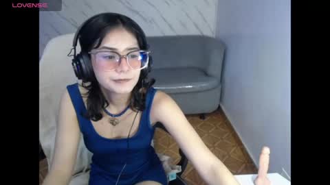 Live 1000pm 600am COLOMBIAN HOUR online show from April 2026 03:11:01 AM