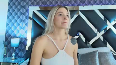 victtoria lee online show from January 2025 10:05:01 PM