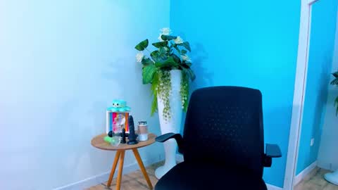 viictoriiasaenz online show from March 2026 05:02:01 AM