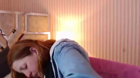 Violeta online show from December 2024 12:52:01 AM