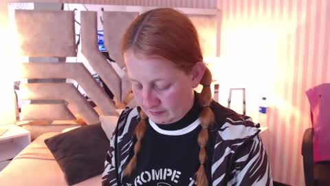 Violeta online show from January 2025 12:33:01 AM