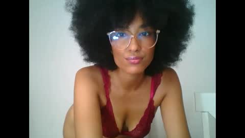 viiolettaaa online show from April 2026 09:37:02 PM