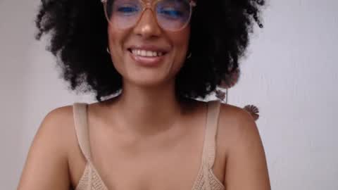 viiolettaaa online show from June 2026 09:30:01 PM