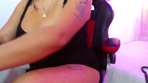 viioleta online show from February 2026 12:37:01 PM