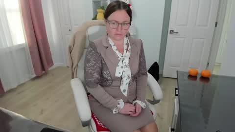 Snapshot of vika7333 chatting on December 2024 01:50:02 PM Ukrainian-woman online show from December 2024 01:50:02 PM