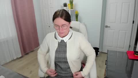 Snapshot of vika7333 chatting on February 2025 03:09:01 PM Ukrainian-woman online show from February 2025 03:09:01 PM