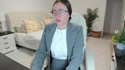 Snapshot of vika7333 chatting on March 2026 12:20:01 PM Ukrainian-woman online show from March 2026 12:20:01 PM
