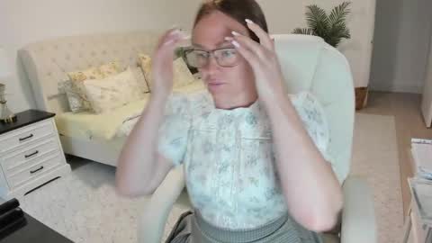 Snapshot of vika7333 chatting on May 2026 11:49:01 AM Ukrainian-woman online show from May 2026 11:49:01 AM